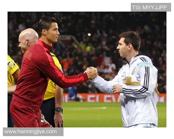 足坛巨星闪耀绿茵引领世界足球风潮